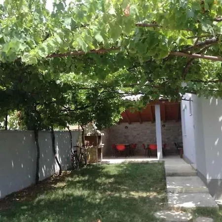 Holiday In - Istrien 39698 度假居 *